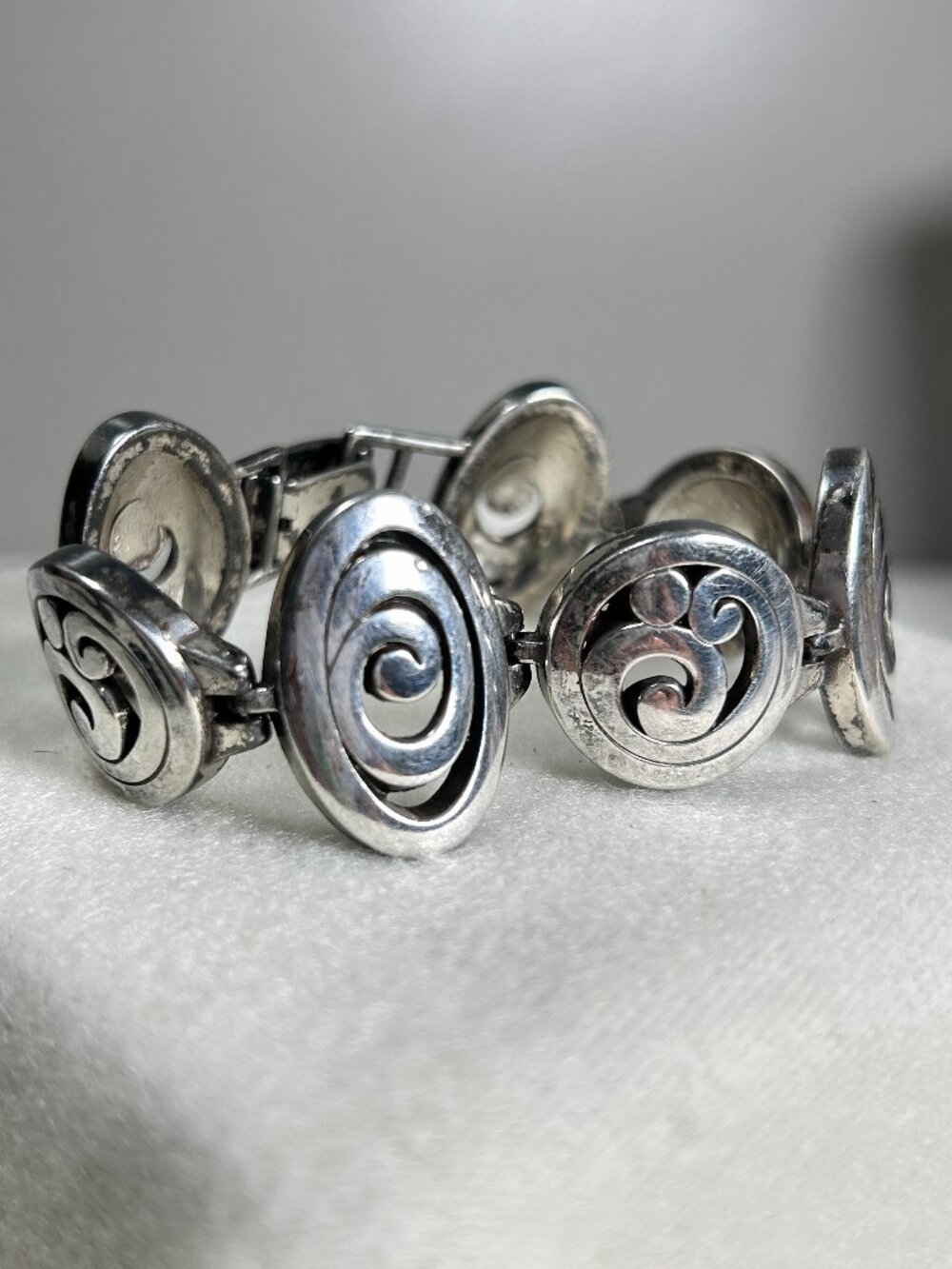 Vintage Brighton Silver Tone Southwestern Swirl Link Bracelet
